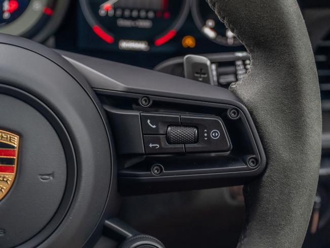 PORSCHE 911 Photo 24