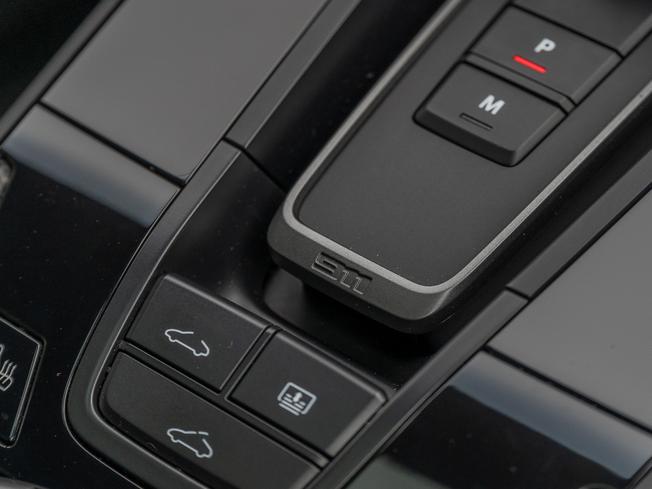 PORSCHE 911 Photo 31