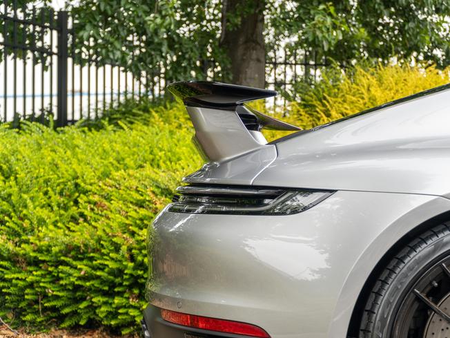 PORSCHE 911 Photo 43