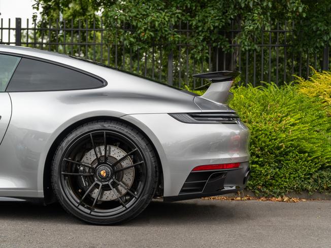 PORSCHE 911 Photo 45