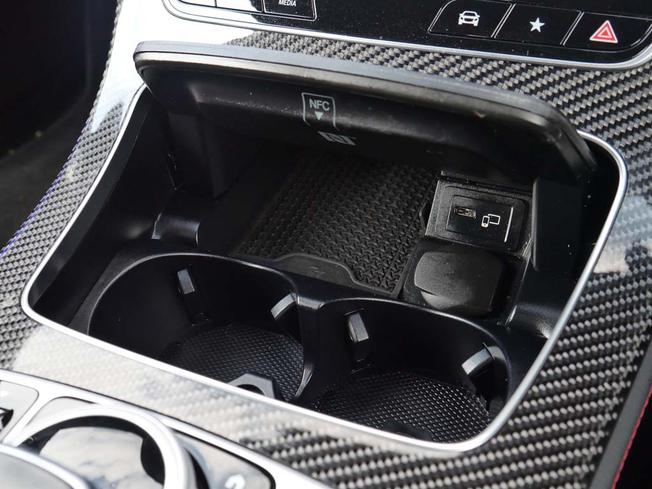 MERCEDES-BENZ E Class Photo 13