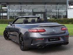 MERCEDES-BENZ E Class Photo 2