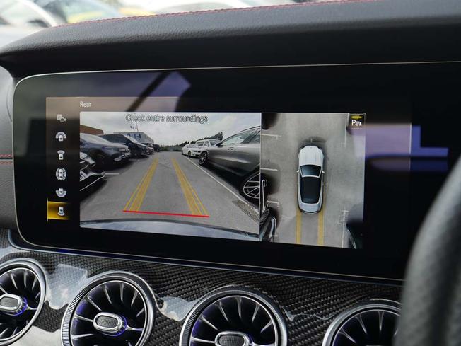 MERCEDES-BENZ E Class Photo 23