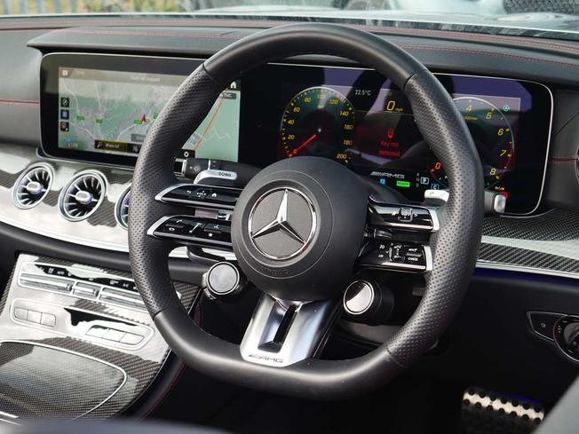 MERCEDES-BENZ E Class Photo 36