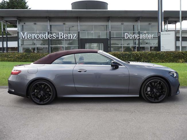 MERCEDES-BENZ E Class Photo 7