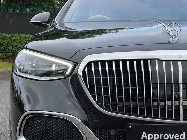MERCEDES-BENZ Maybach S Class Photo 16