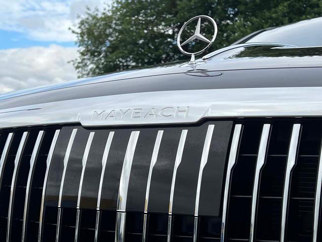 MERCEDES-BENZ Maybach S Class Photo 19