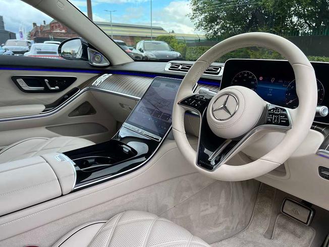 MERCEDES-BENZ Maybach S Class Photo 24