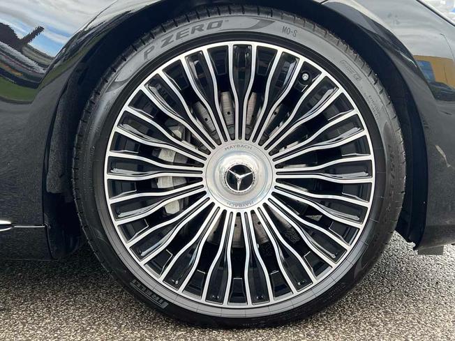 MERCEDES-BENZ Maybach S Class Photo 6
