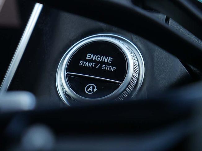 MERCEDES-BENZ E Class Photo 20