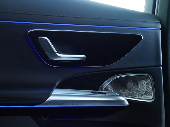 MERCEDES-BENZ E Class Photo 39