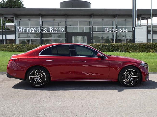 MERCEDES-BENZ E Class Photo 7