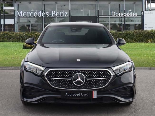 MERCEDES-BENZ E Class Photo 9