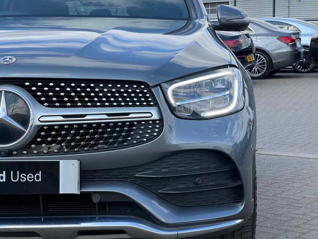 MERCEDES-BENZ Glc Photo 19