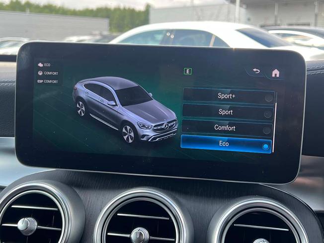 MERCEDES-BENZ Glc Photo 32