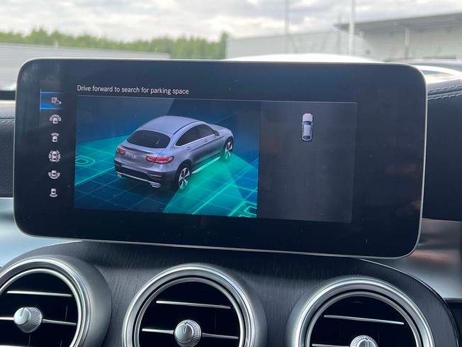MERCEDES-BENZ Glc Photo 36