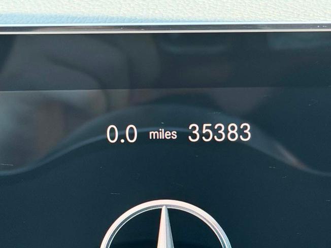 MERCEDES-BENZ GLA Photo 32
