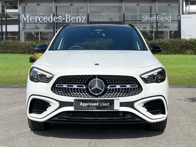 MERCEDES-BENZ GLA Photo 10