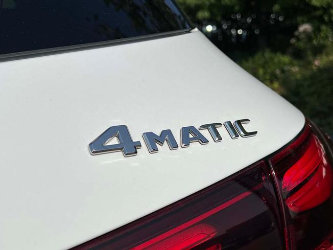 MERCEDES-BENZ GLA Photo 22