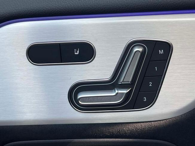 MERCEDES-BENZ GLA Photo 39