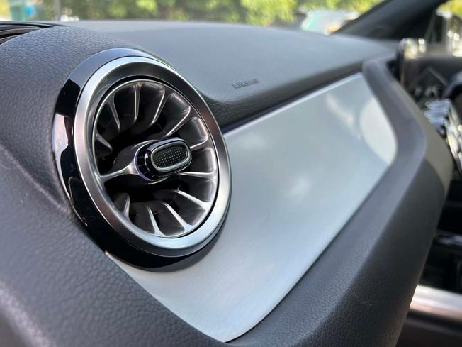 MERCEDES-BENZ GLA Photo 46