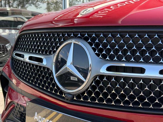 MERCEDES-BENZ Glc Photo 13