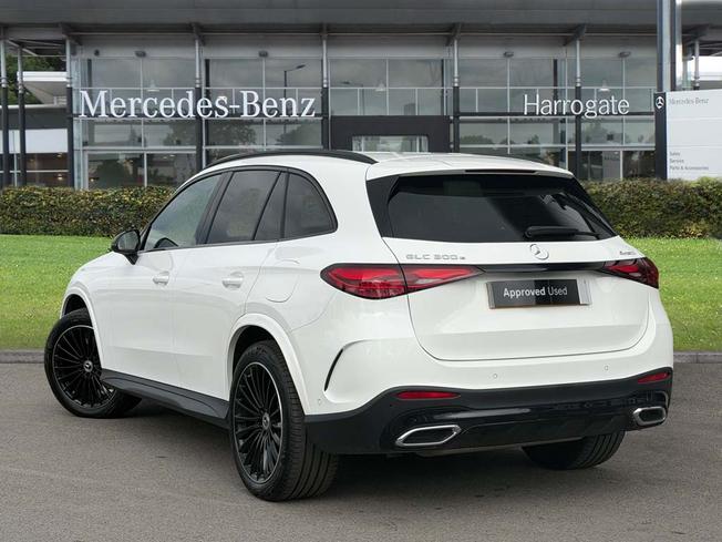 Mercedes-Benz GLC Photo 2