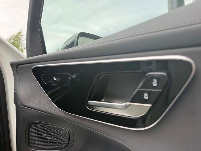 Mercedes-Benz GLC Photo 22