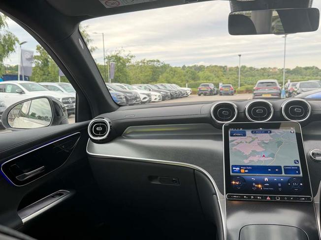 Mercedes-Benz GLC Photo 44