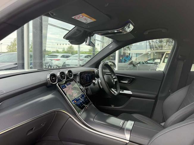 Mercedes-Benz GLC Photo 45