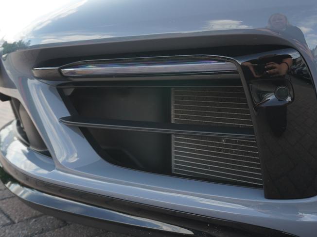 PORSCHE 911 Photo 28