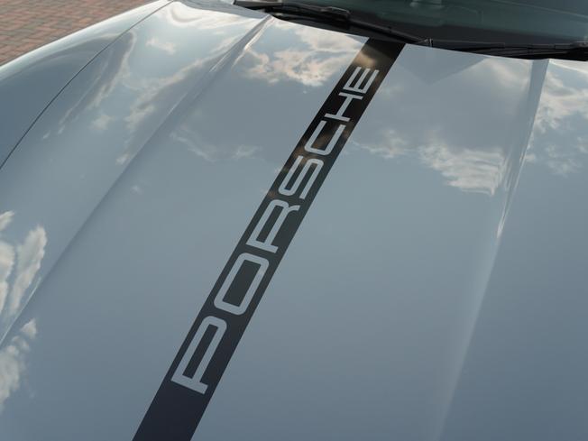 PORSCHE 911 Photo 35
