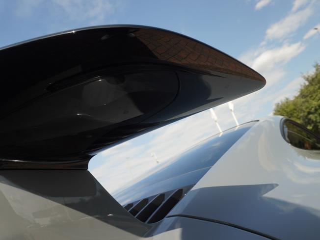 PORSCHE 911 Photo 48