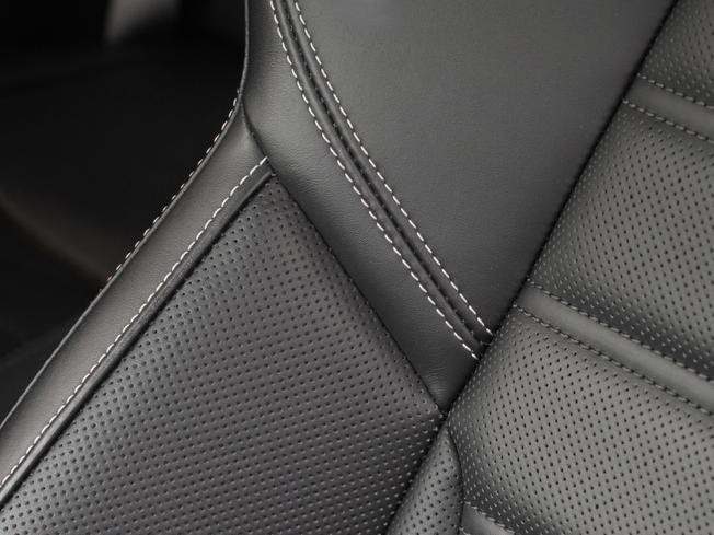 PORSCHE 911 Photo 10