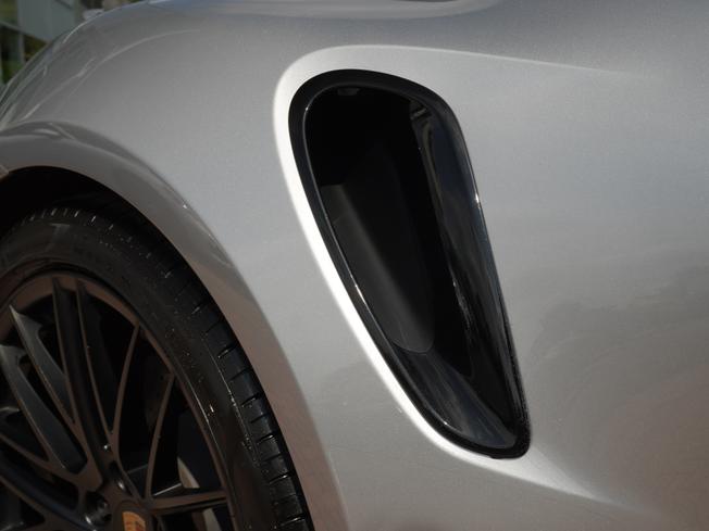 PORSCHE 911 Photo 19