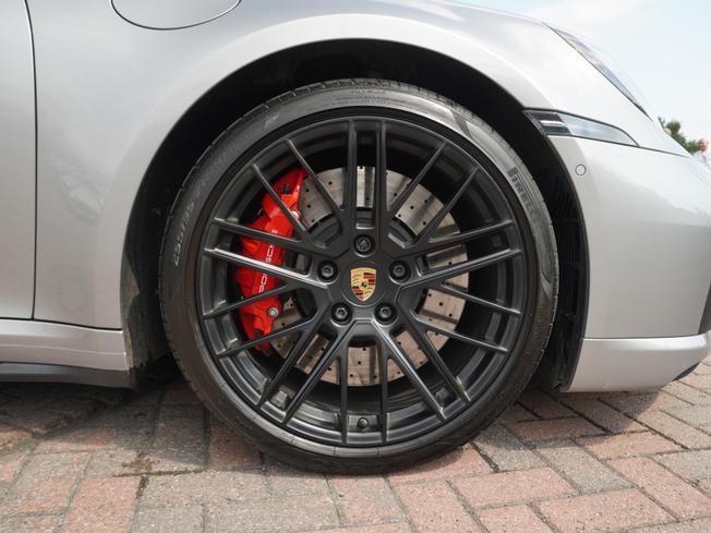 PORSCHE 911 Photo 3