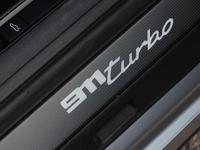PORSCHE 911 Photo 34