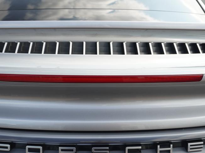 PORSCHE 911 Photo 46