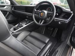 PORSCHE 911 Photo 5