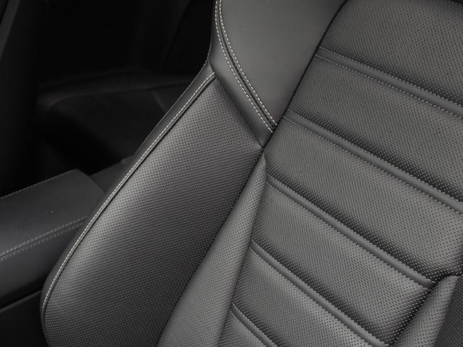 PORSCHE 911 Photo 8