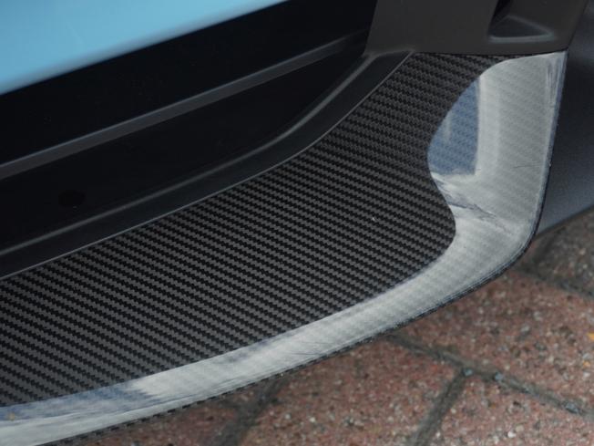PORSCHE Taycan Photo 36