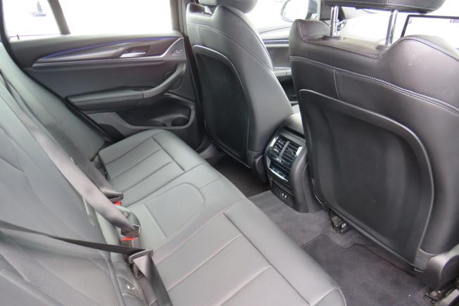 BMW X4 Photo 20