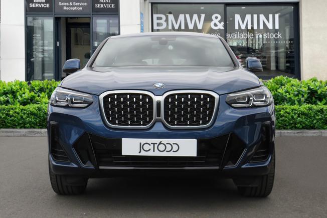 BMW X4 Photo 4