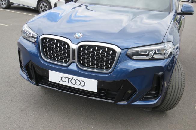 BMW X4 Photo 8