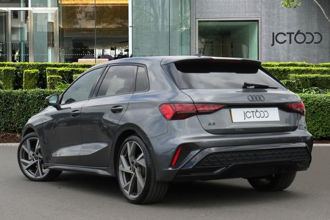 Audi A3 Photo 2