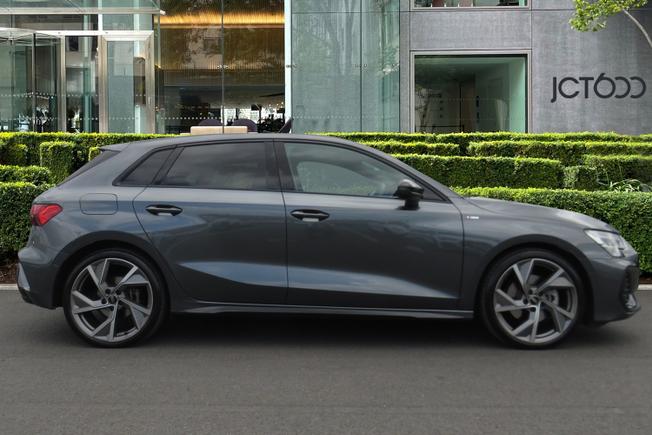 Audi A3 Photo 3
