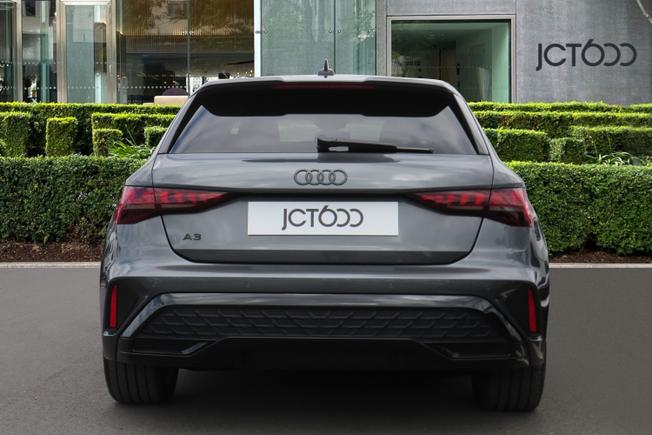 Audi A3 Photo 5
