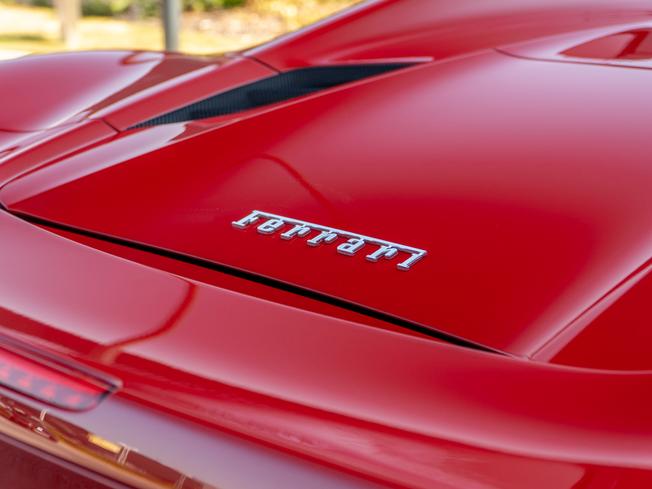 FERRARI 488 Spider Photo 30