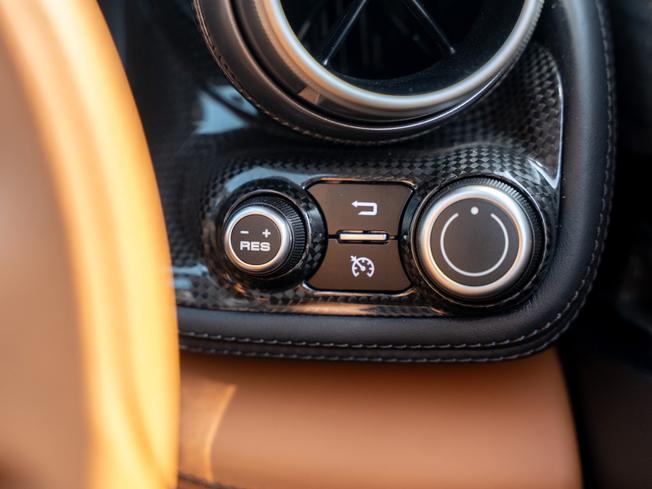 FERRARI Gtc4 Lusso Photo 15