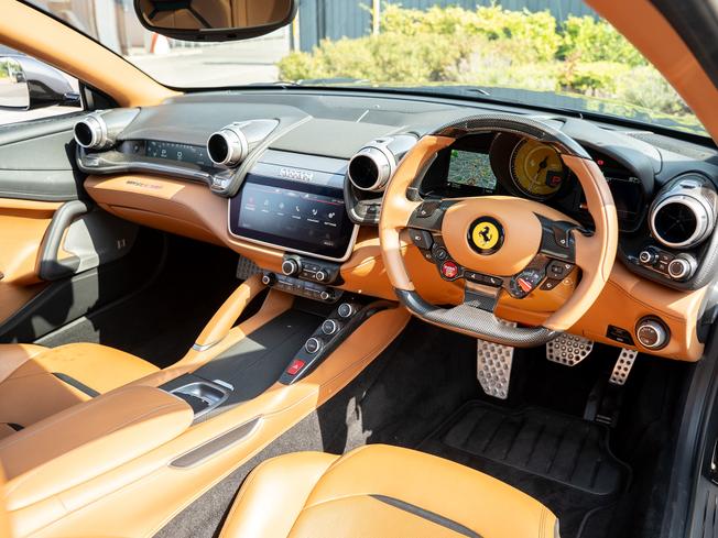 FERRARI Gtc4 Lusso Photo 16